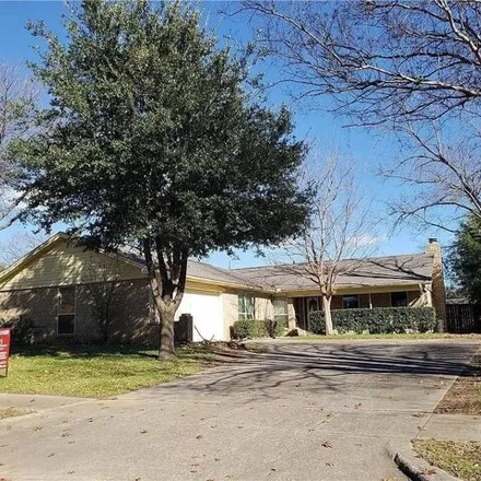 Rent this 3 bed house on Meadowview Drive in Euless, TX 76039