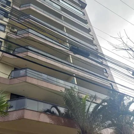 Rent this 3 bed apartment on Rua Presidente Backer in Icaraí, Niterói - RJ
