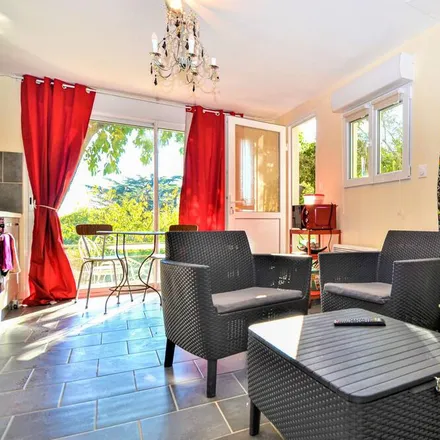 Rent this 1 bed apartment on Nimes in Gard, France