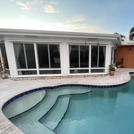Image 3 - 2118 NE 57th St, Fort Lauderdale, Florida, 33308 - House for sale
