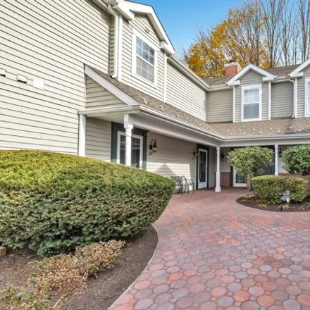 Buy this 2 bed condo on 271 Mayfield Drive in Trumbull, CT 06611