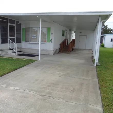 Buy this 2 bed house on 3000 Pinedale Avenue in Lakeland, FL 33803