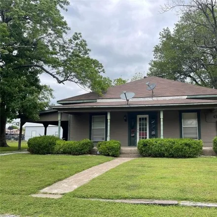 Buy this 3 bed house on 177 South Greenville Street in Wolfe City, Hunt County