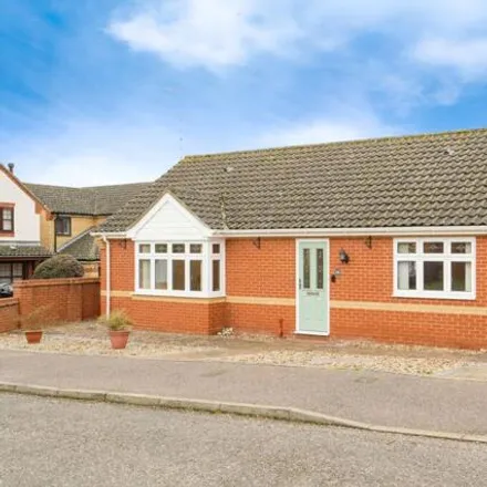 Buy this 2 bed house on Argyll Crescent in Thorpe Marriott, NR8 6YY