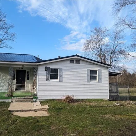Buy this 5 bed house on Springview Road in Jethro, Columbiana County