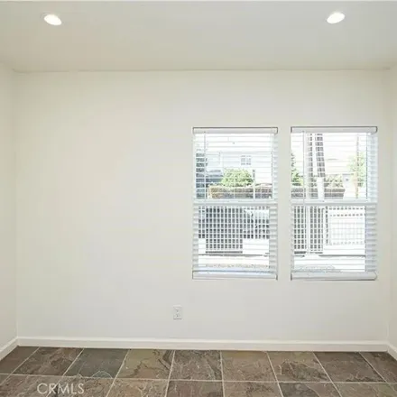 Image 9 - 11776 Albers Street, Los Angeles, CA 91607, USA - Apartment for rent