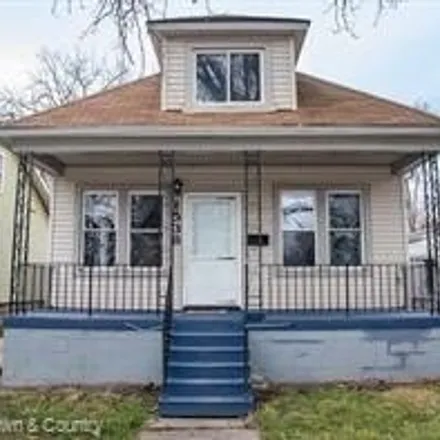 Buy this 3 bed house on 1536 Pingree Avenue in Lincoln Park, MI 48146