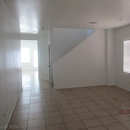 Image 3 - 3017 Dowitcher Avenue, North Las Vegas, NV 89084, USA - House for rent