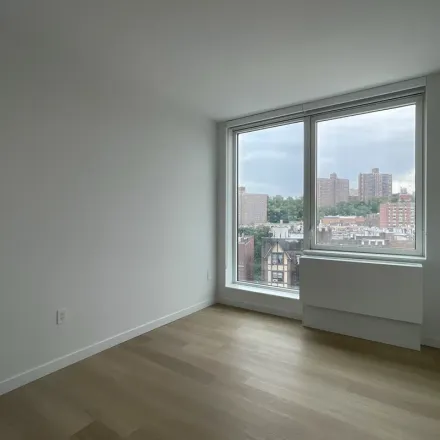 Image 5 - 3 Sherman Avenue, New York, NY 10040, USA - Apartment for rent