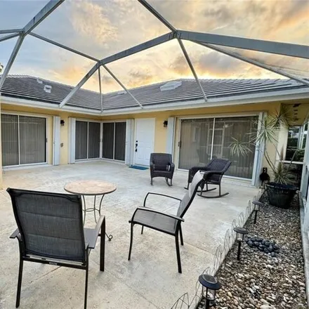 Image 2 - 656 Sun Terrace Court, North Palm Beach, FL 33403, USA - House for sale