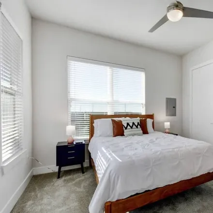 Image 2 - San Antonio, TX - Apartment for rent