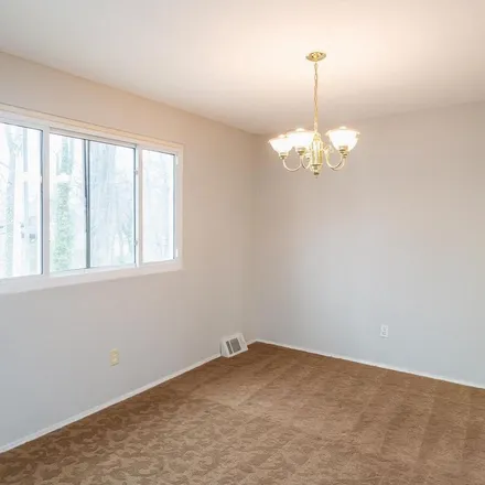 Image 1 - 7918 Pipers Path, Shetland Square, Glen Burnie, MD 21061, USA - Apartment for rent