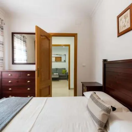 Image 5 - Mapfre, Calle Esperanza de Triana, 55, 41010 Seville, Spain - Apartment for rent