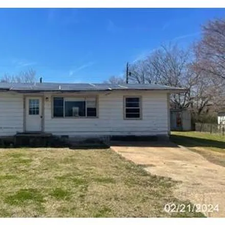 Buy this 3 bed house on 22844 Jones Lane in Shady Point, Le Flore County
