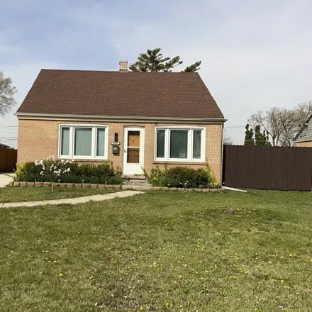 Rent this 3 bed house on 4668 Kolze Avenue in Schiller Park, IL 60176