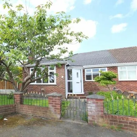 Buy this 3 bed duplex on 21 Moorland Road in Ashton-in-Makerfield, WN4 8XQ