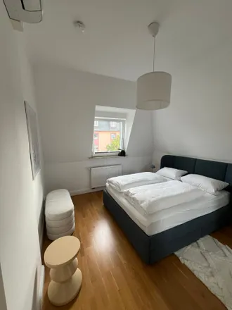 Image 3 - Spohrstraße 21, 60318 Frankfurt, Germany - Apartment for rent