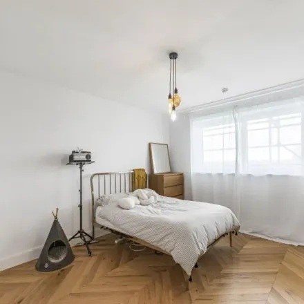 Image 2 - Seaton Point, Nolan Way, Lower Clapton, London, E5 8PY, United Kingdom - Apartment for rent