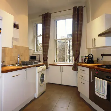 Rent this 2 bed apartment on 19 Bruntsfield Gardens in City of Edinburgh, EH10 4DX