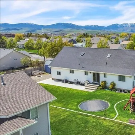 Image 4 - 1314 100 South, Hyrum, UT 84319, USA - House for sale