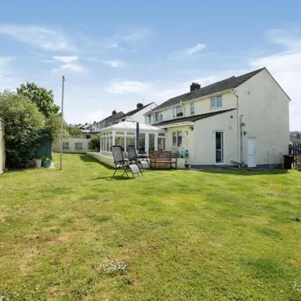 Buy this 4 bed duplex on Queens Drive in Queen's Crescent, Bodmin