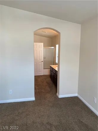 Image 9 - 5555 Parlay Way, Las Vegas, NV 89122, USA - Townhouse for sale