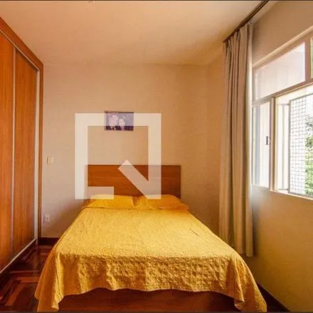 Buy this 3 bed apartment on Karinho Kar in Rua Boreal 237, Jardim Montanhês