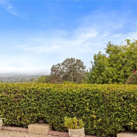 Image 4 - 1203 Mira Monte Drive, Redlands, CA 92373, USA - House for sale