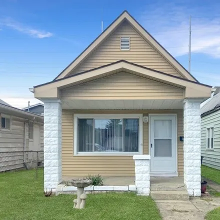 Buy this 1 bed house on 2185 West Columbia Street in Evansville, IN 47712