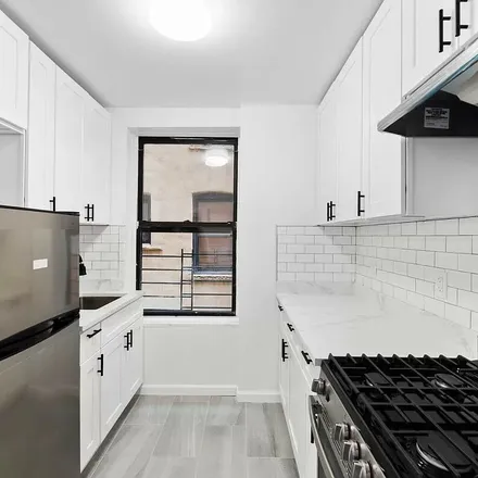 Rent this 2 bed apartment on 424 East 116th Street in New York, NY 10029