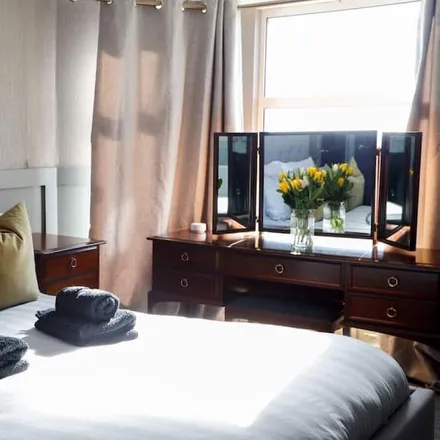 Rent this 2 bed apartment on Plymouth in PL1 5QU, United Kingdom
