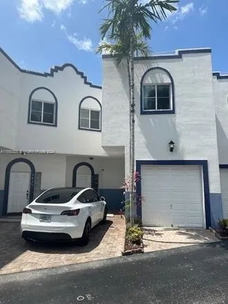 Rent this 3 bed townhouse on Lauderway North in Fort Lauderdale, FL 33312