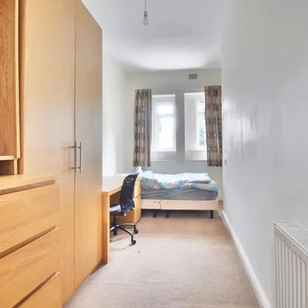 Image 5 - Ashgate Road, Sheffield, S10 2QE, United Kingdom - Apartment for rent