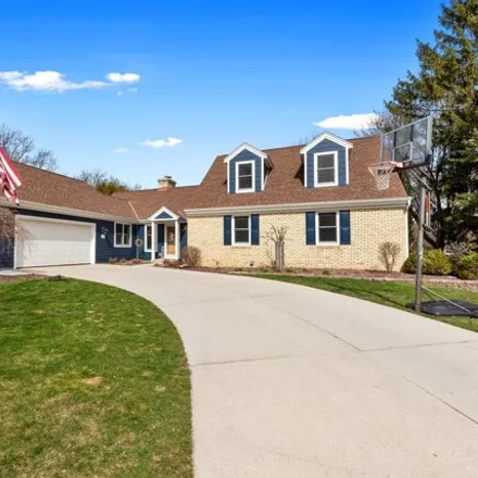 Buy this 4 bed house on Kingston Court in Cedarburg, WI 53012