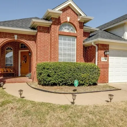 Image 4 - 12717 Red Cedar Drive, Fort Worth, TX 76040, USA - House for rent