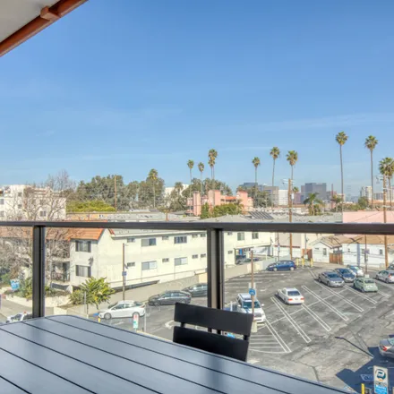 Image 4 - Javan, 11504, 11508, 11502, 11500 Santa Monica Boulevard, Los Angeles, CA 90025, USA - Apartment for rent