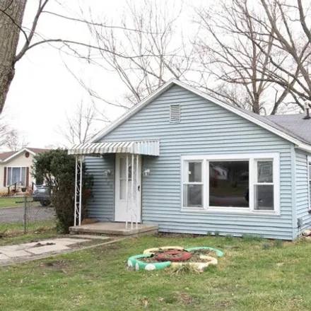 Buy this 3 bed house on 913 Corbin Street in Plymouth, IN 46563