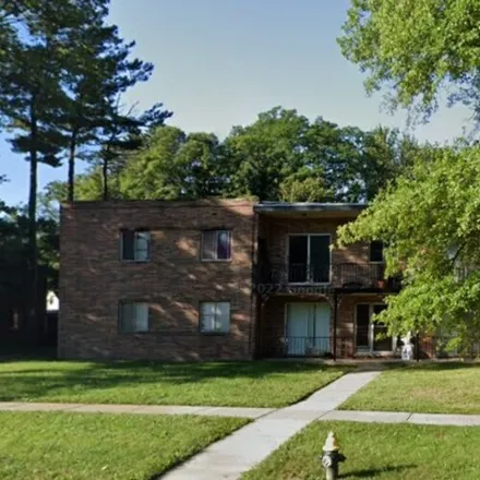 Rent this 2 bed apartment on 842 S Green Rd