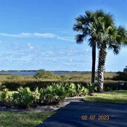 Rent this 2 bed condo on Biscay Boulevard in Saint Augustine Shores, Saint Johns County
