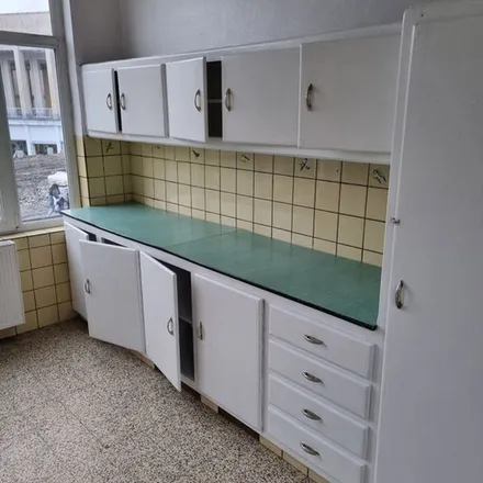 Rent this 2 bed apartment on Rue de la Paix 7 in 6000 Charleroi, Belgium