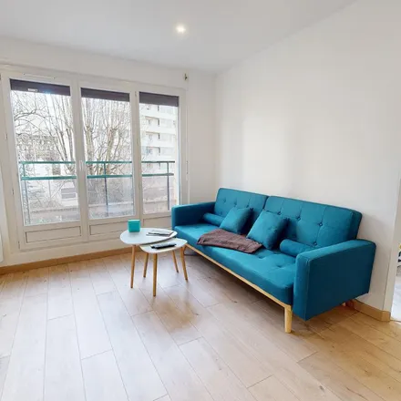 Rent this 4 bed apartment on 21-23 Rue Jean Allemane in 42100 Saint-Étienne, France