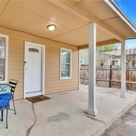 Image 3 - 4609 Gonzales Street, Austin, TX 78702, USA - House for rent