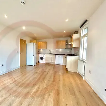 Rent this 2 bed apartment on Farm Lane in London, SW6 1PA