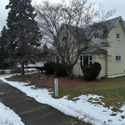 Buy this 4 bed house on 203 Bacon Street in Bad Axe, MI 48413