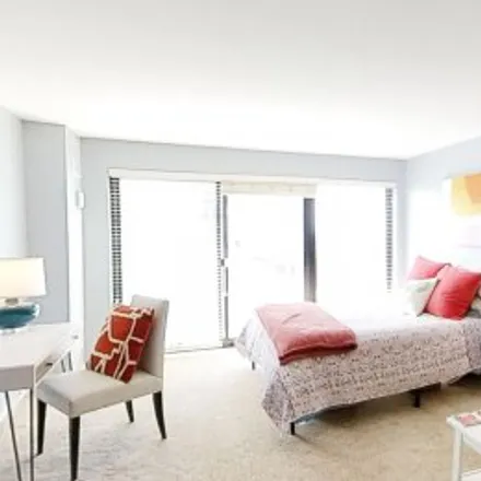 Rent this studio apartment on #17l,2020 North Lincoln Park West