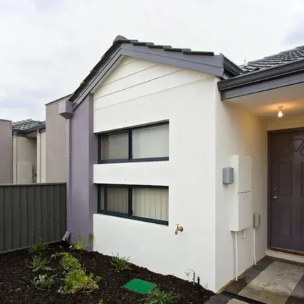 Rent this 3 bed apartment on Peppin Lane in Harrisdale WA 6110, Australia