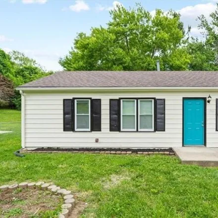 Buy this 3 bed house on 1701 N 47th St in Kansas City, Kansas