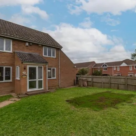 Buy this 3 bed townhouse on Southgates Drive in Fakenham, NR21 8AQ