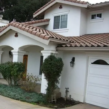 Rent this 5 bed house on 22662 Oakcrest Court in Cupertino, CA 95015