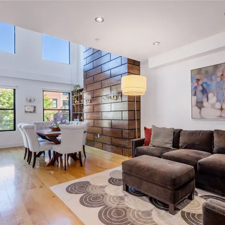 Image 2 - Bedford-Nostrand Avenues (G), Lafayette Avenue, New York, NY 11221, USA - Townhouse for sale